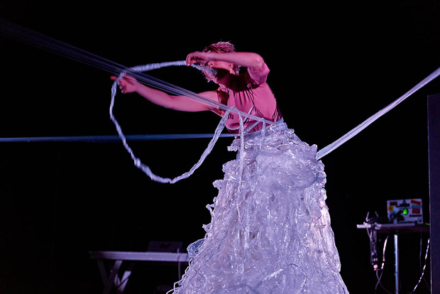 Julia Mihaly - <i>Performance mit Live-Elektronik</i>