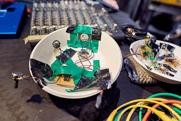 <i>MusicMakers Hacklab - Future Rituals Finale</i>