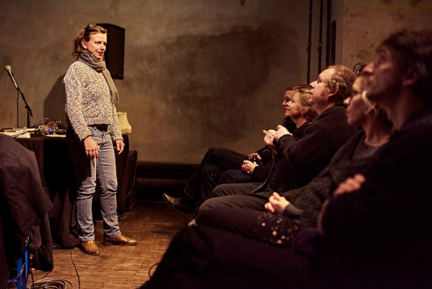 Mo Loschelder (Curator)