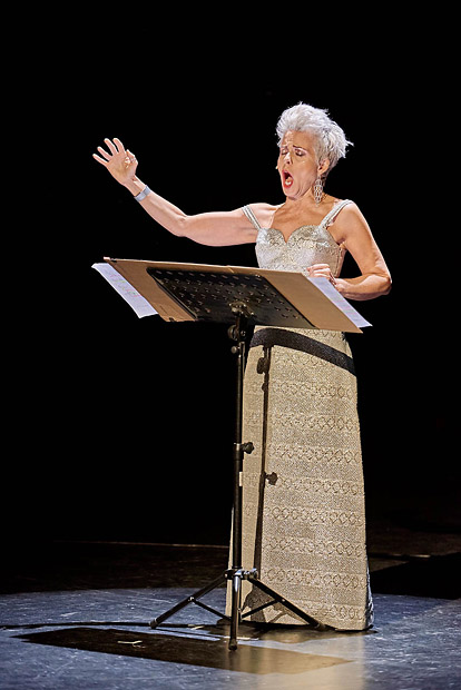 Anna Clementi – <i>Hommage an Cathy Berberian</i>, Komposition: John Cage – <i>Aria (1958)</i>