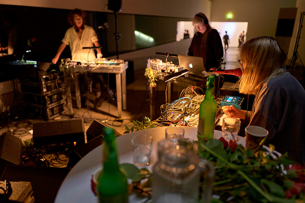 Pilocka Krach, Beate Bartel & Gudrun Gut